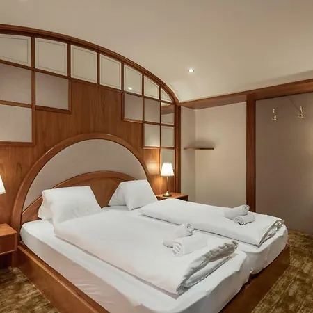 Feine 3* Альтенмаркт (Понгау)