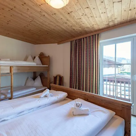 Feine Guest house *