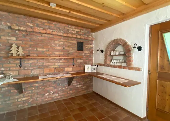 Feine ゲストハウス 3*