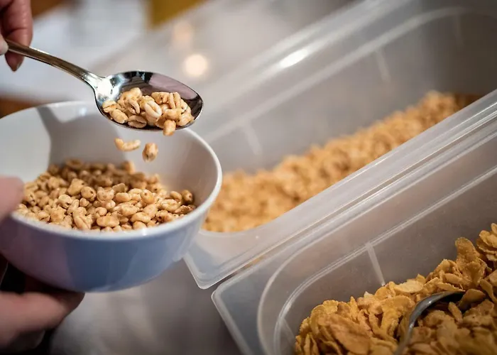 ゲストハウス Feine 3*