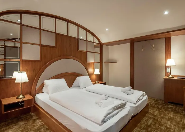 Feine 3* アルテンマルクト・イム・ポンガウ