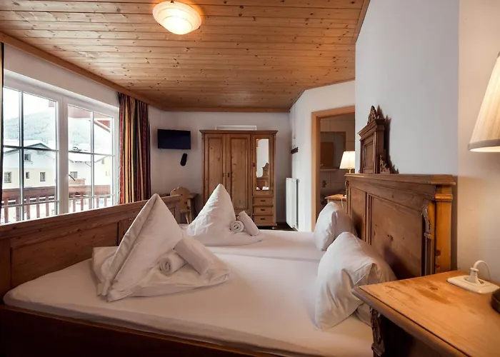 Feine アルテンマルクト・イム・ポンガウ